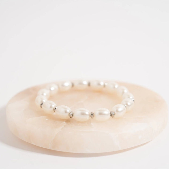 18K Gold PVD Pearl Stretch Bracelet - Wild Azalea Boutique