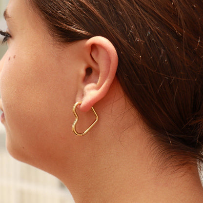 18K Gold PVD Heart Hoop Earrings - Wild Azalea Boutique