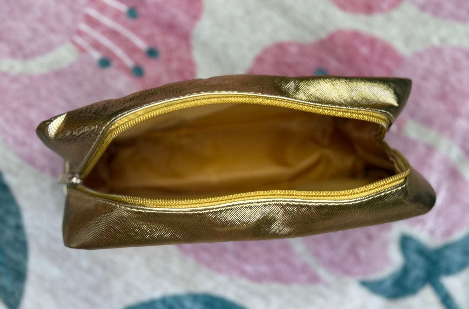 Mama Gold Make - up Bag - Wild Azalea Boutique